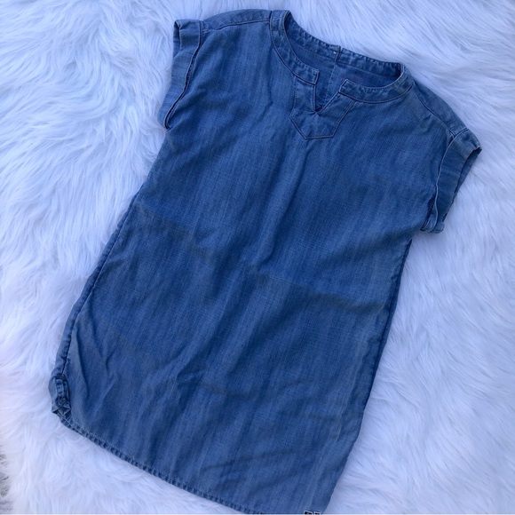 Bundle Girls Vineyard Vines + Disney Minnie Mouse Dresses - Picture 3 of 3